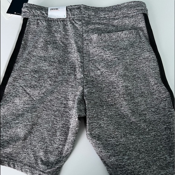 Univibe boys shorts, size L, new with tags - Picture 8 of 11